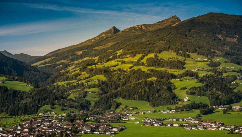 Αυστρία: Κάτοικοι χωριού απαρνήθηκαν το Fucking – Υιοθετούν το Fugging!