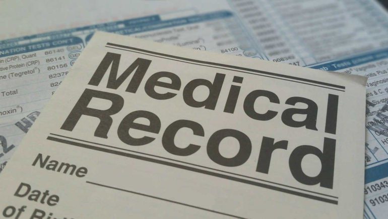 Η ψηφιοποίηση ιατρικών αρχείων θα μπορούσε να σώσει 70.000 ζωές