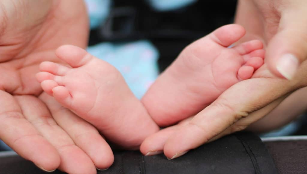 Γερμανία: "Βιαστικό" μωρό γεννιέται σε λεωφορείο στο Έσσεν