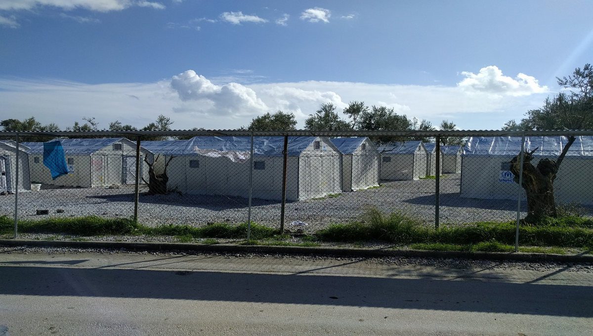 Γερμανικός τύπος: «Φυλακές» τα νέα προσφυγικά κέντρα σε Λέρο και Κω