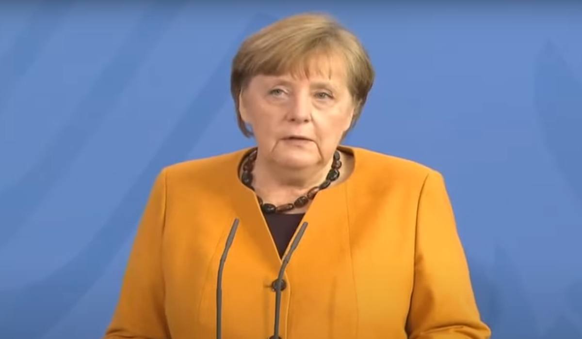 Γερμανία: Η Άνγκελα Μέρκελ καταδικάζει τη ρωσική εισβολή