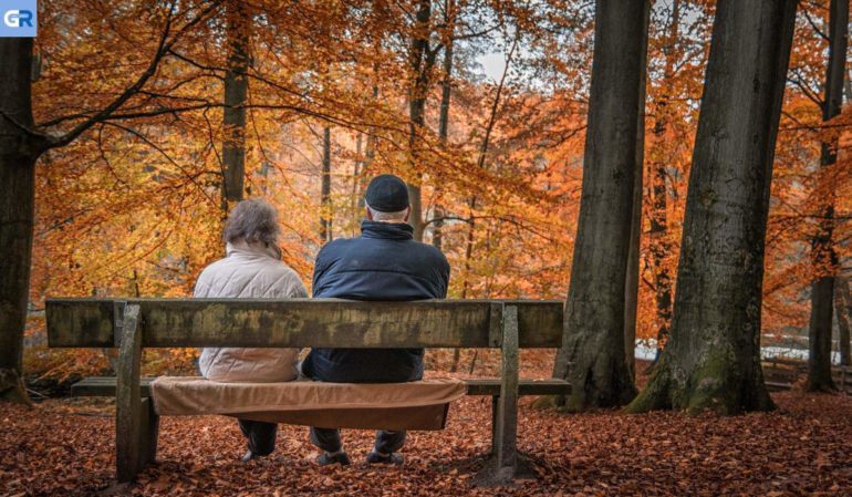 Έρευνα: Συνταξιοδότηση 1 έτος αργότερα μειώνει το προσδόκιμο ζωής