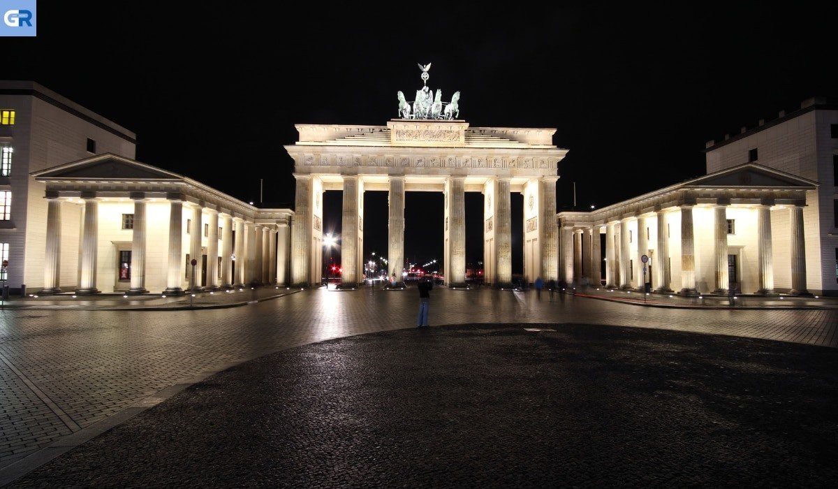 Έσβησαν τα φώτα σε 200 μνημεία στο Βερολίνο