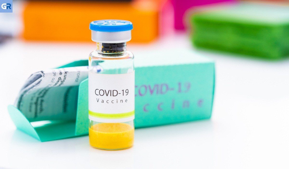 Μπουρλά: Εμβόλιο σε 100 μέρες αν χρειαστεί για την παραλλαγή Όμικρον