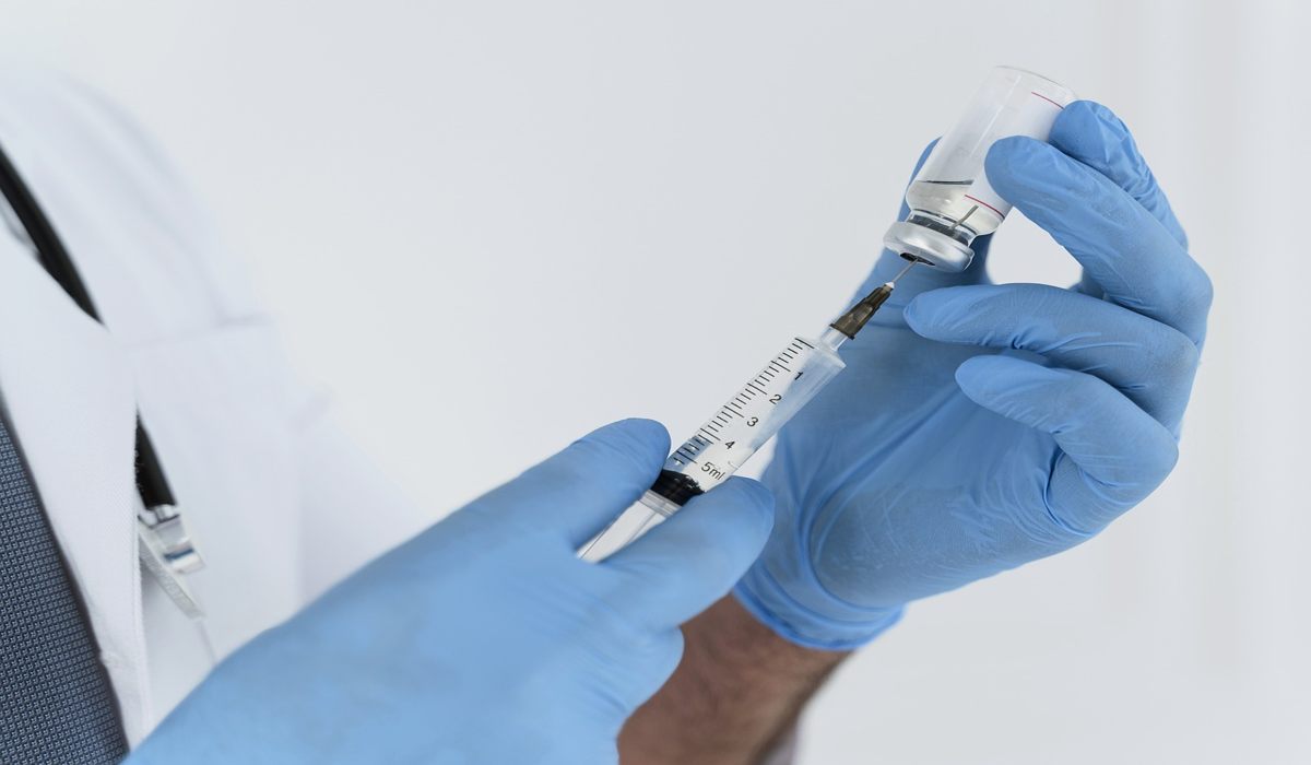 Το Μόναχο αυξάνει σημαντικά την ταχύτητα εμβολιασμού