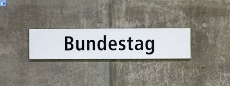 Bundestag | Βουλευτές στη Γερμανία: Πόσα χρήματα κερδίζουν;