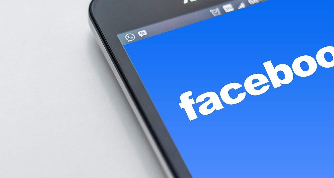«Πέσανε» facebook – messenger – instagram και whatsapp