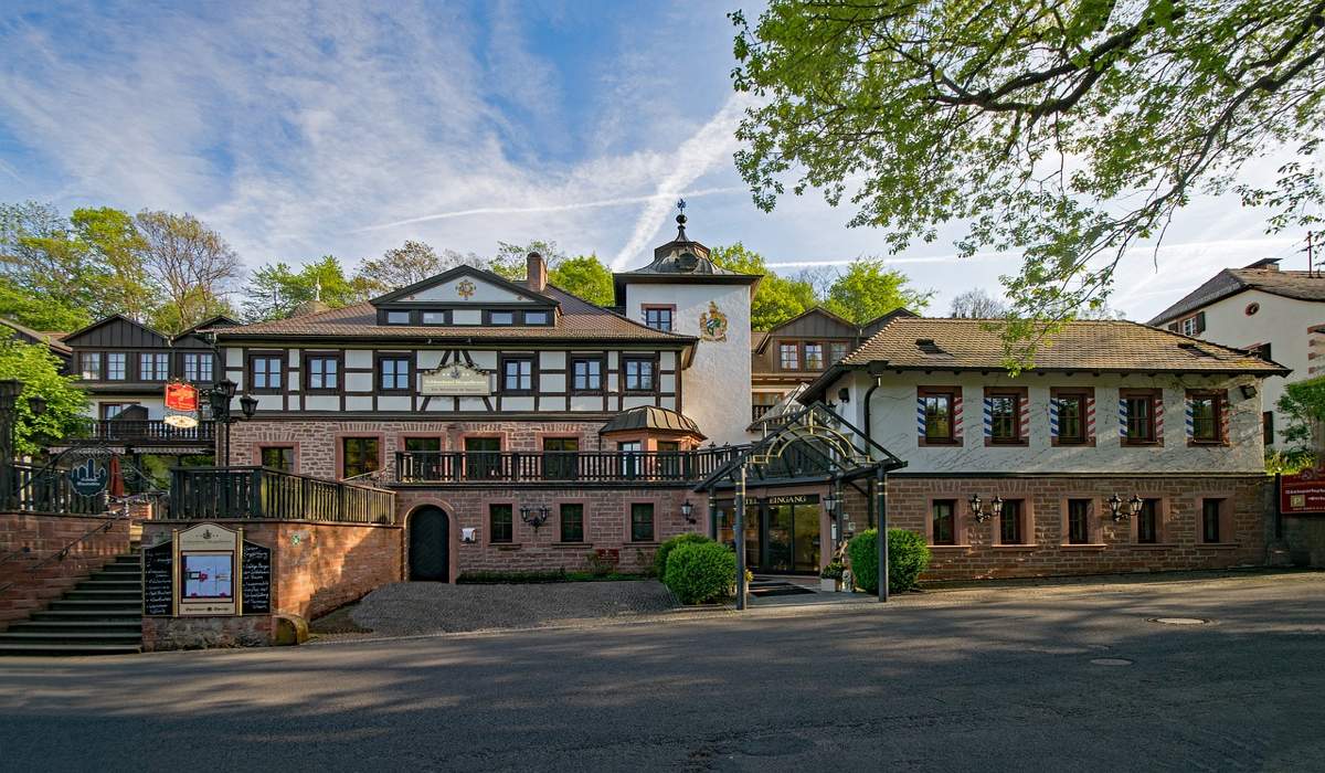 Βαυαρία: Ξενοδοχείο 300 ετών γίνεται κατάλυμα για πρόσφυγες