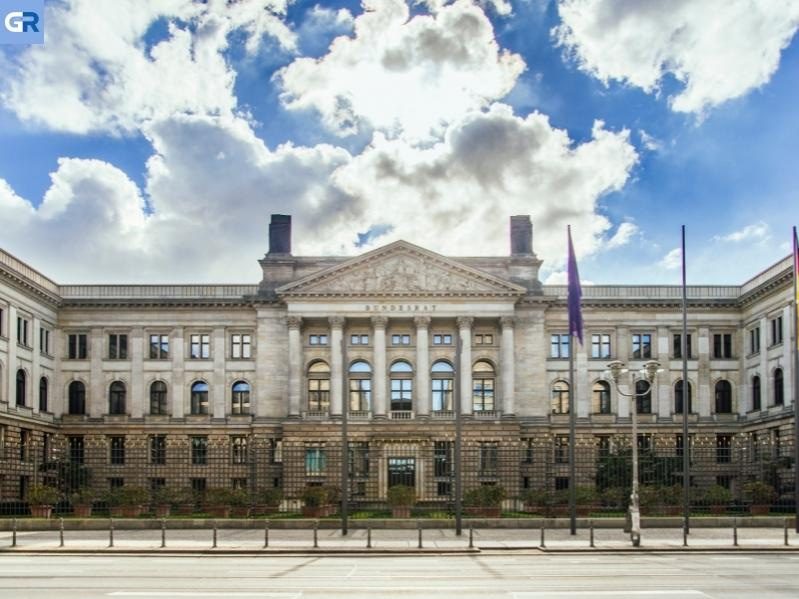 Ζελένσκι: Θα απευθυνθεί αύριο στην Άνω Βουλή της Γερμανίας