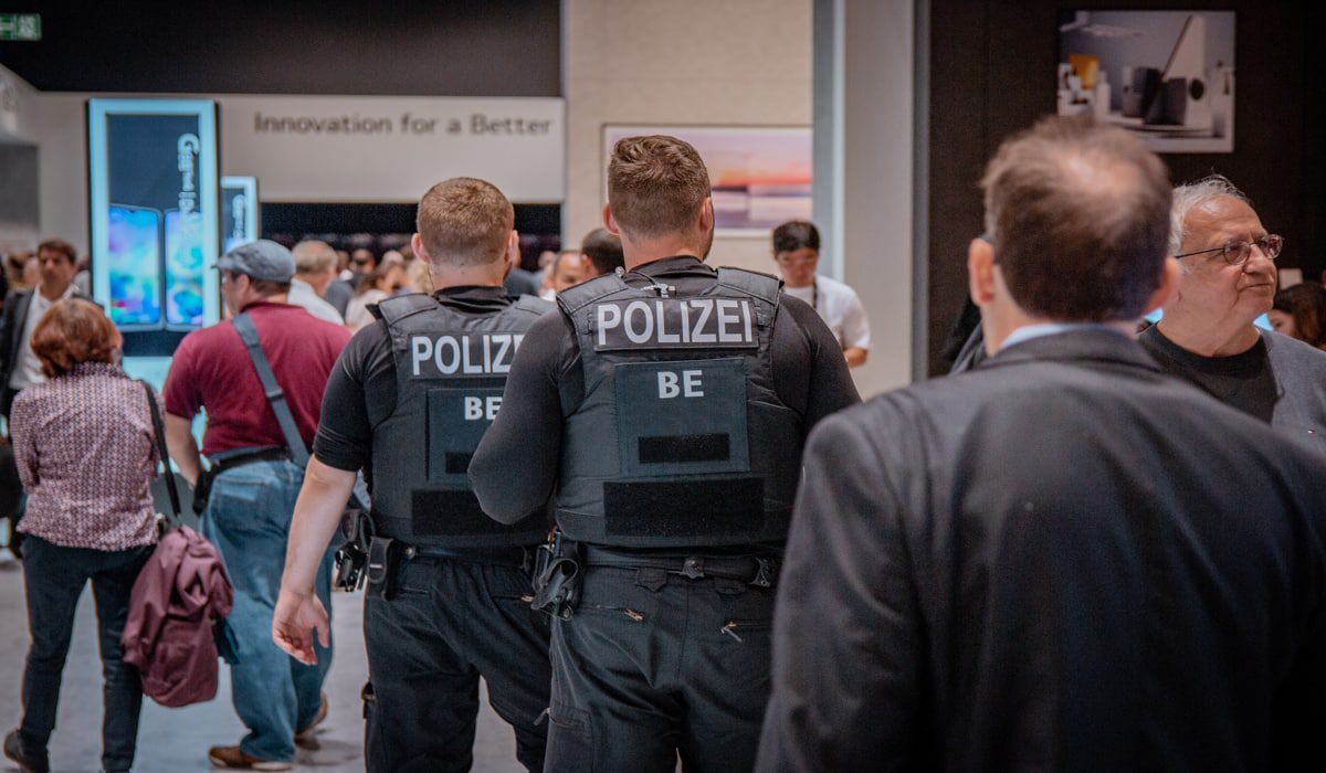 Γερμανία: Ακροδεξιοί σχεδίαζαν πραξικόπημα – 25 συλλήψεις