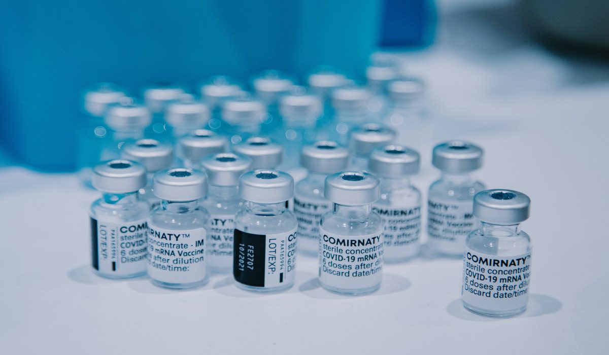 Γερμανία: Σφοδρή πολιτική αντιπαράθεση για τα εμβόλια που λήγουν