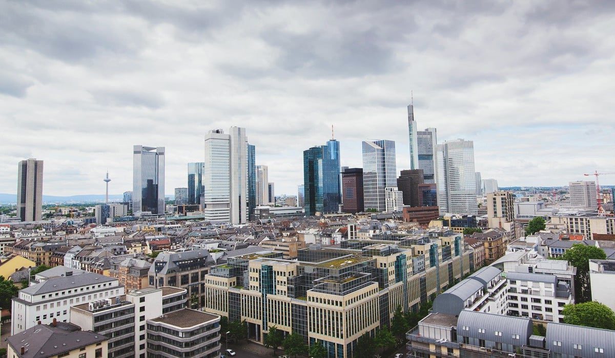 Η Φρανκφούρτη σχεδιάζει να επενδύσει 30 εκατ. ευρώ στο κέντρο