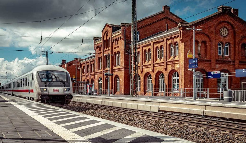 Γερμανία: Το νέο πρόγραμμα δρομολογίων της Deutsche Bahn