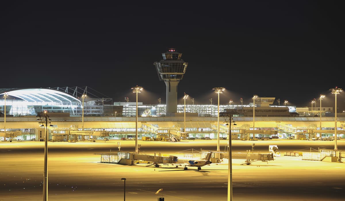 Το αεροδρόμιο του Μονάχου αναστέλλει τη λειτουργία του