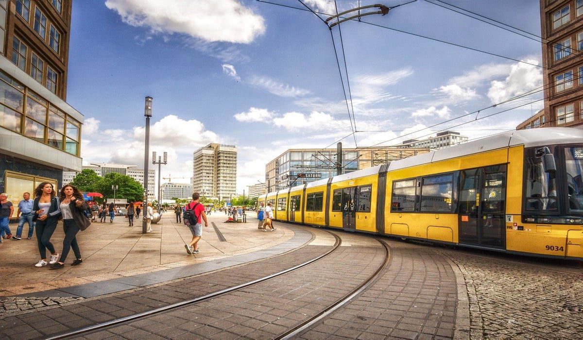 Οι γερμανικοί δήμοι απαιτούν φθηνά εισιτήρια για τα τοπικά ΜΜΜ