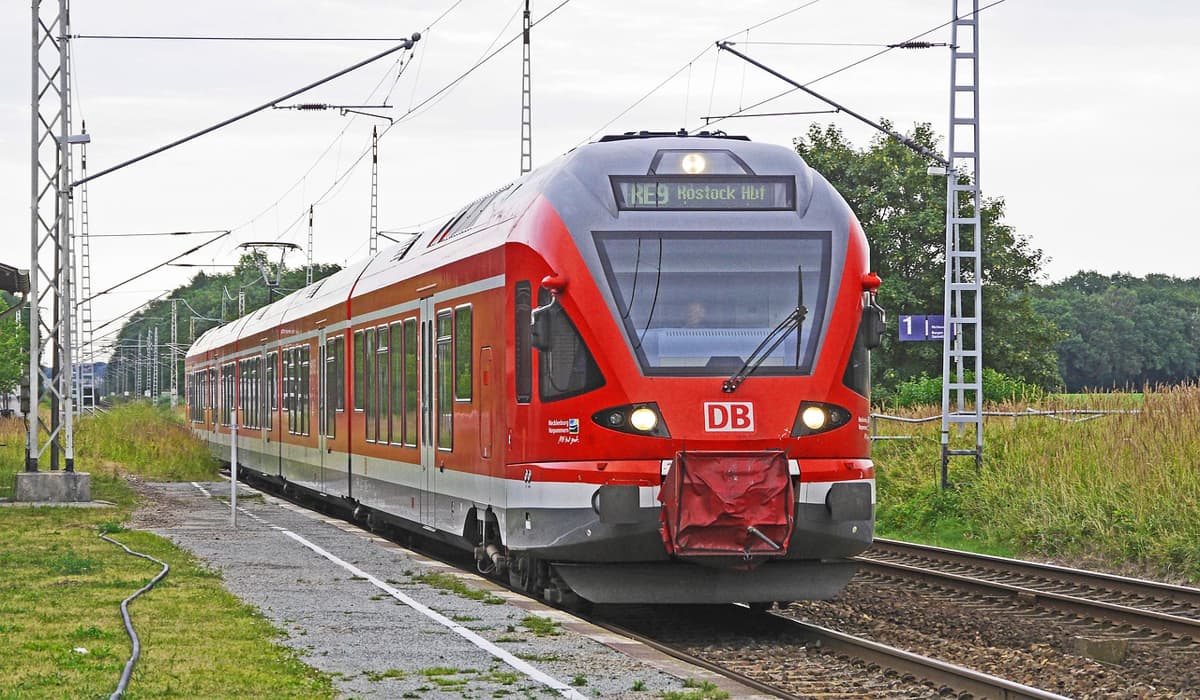 DB: Έρχεται αύξηση των τιμών στα τρένα στη Γερμανία