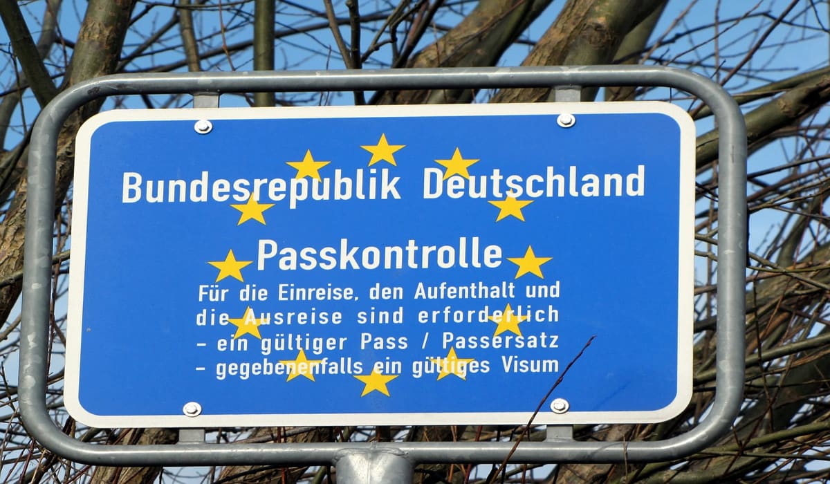 Επεκτείνονται οι έλεγχοι στα γεμρανοαυστριακά σύνορα