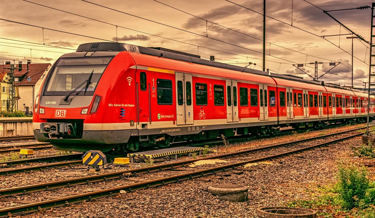 Γερμανία: Άγνωστος πέταξε καροτσάκι στις γραμμές του S-Bahn