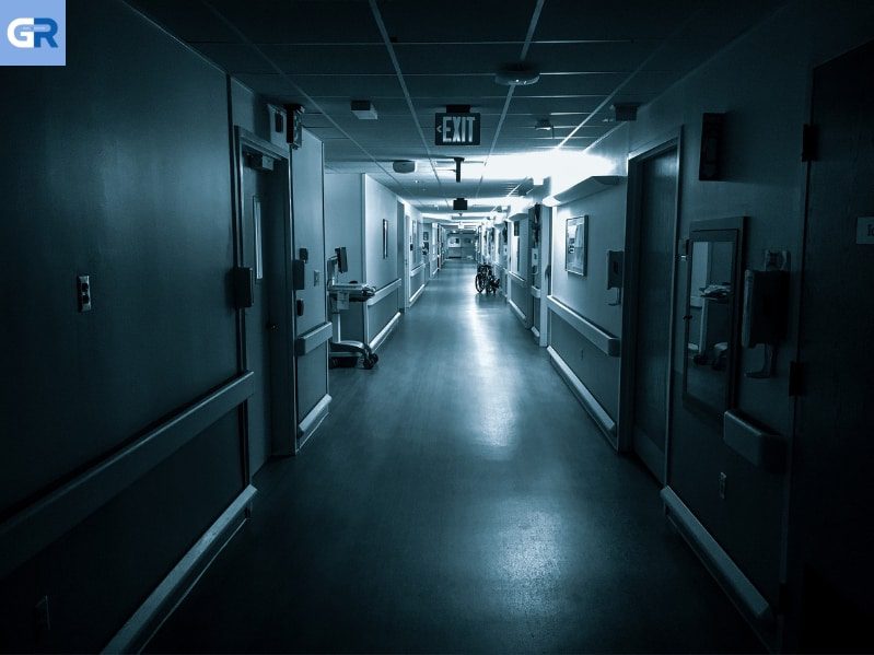 Γερμανία: Σκότωνε ασθενείς για να παίζει με το κινητό του!