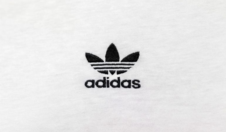 Ίδιο λογότυπο: Η Adidas σε διαμάχη με το Black Lives Matter