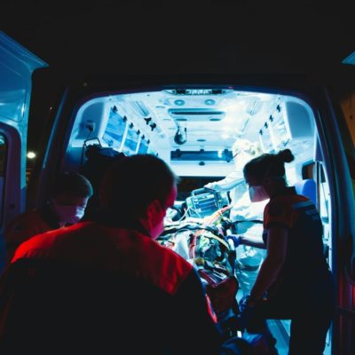 Επίθεση Αφγανού στο Μόναχο: Υπέκυψαν μητέρα και το 2χρονο κοριτσάκι της