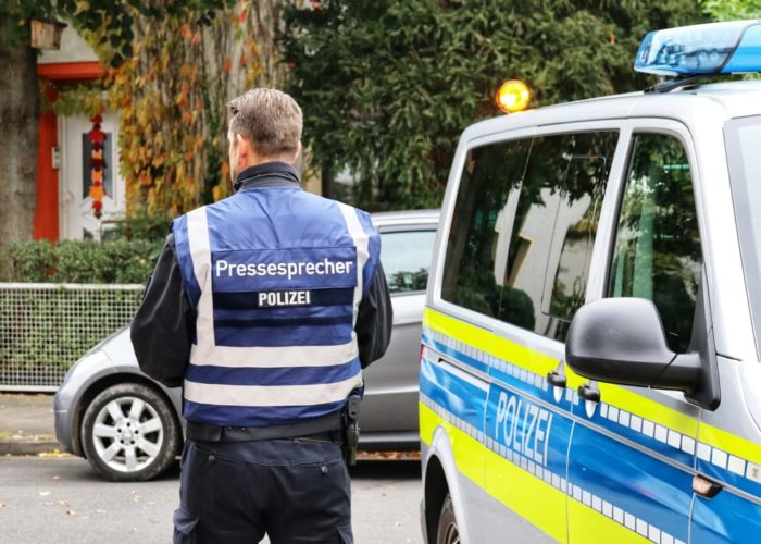 Ο αριθμός των επιθέσεων κατά δημοσιογράφων αυξάνεται στη Γερμανία