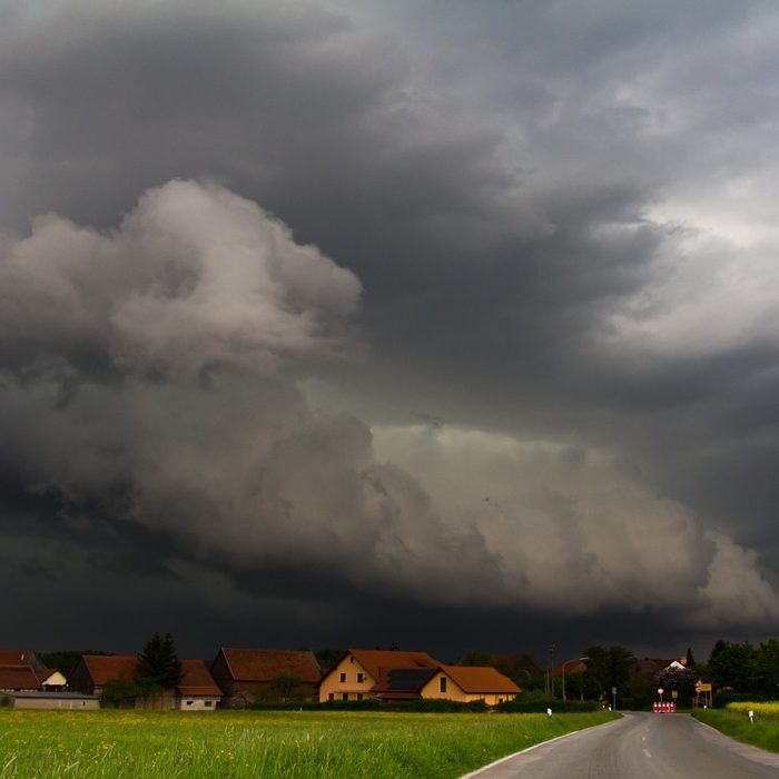 Αλλαγή του καιρού στη NRW: Ισχυρές βροχές, καταιγίδες και θυελλώδεις άνεμοι