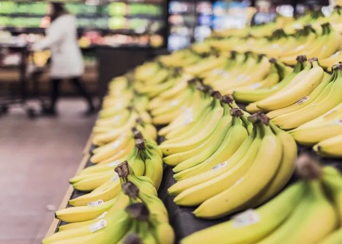 Κοκαΐνη σε τελάρα με μπανάνες βρήκαν υπάλληλοι σούπερ μάρκετ στη Γερμανία