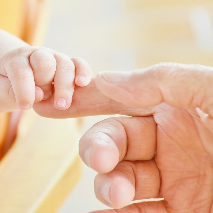 Πότε θα εφαρμοστεί η άδεια πατρότητας με αποδοχές στη Γερμανία;