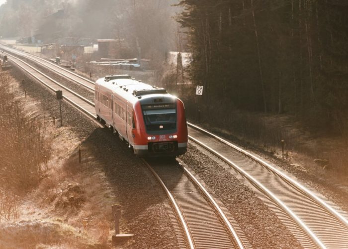Πώς θα αντιμετωπίσει η DB τον συνωστισμό στα γερμανικά περιφερειακά τρένα;