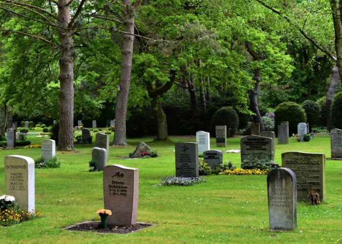 Μεγάλη αύξηση: Πόσο θα κοστίζουν οι τάφοι και οι κηδείες στο Μόναχο;