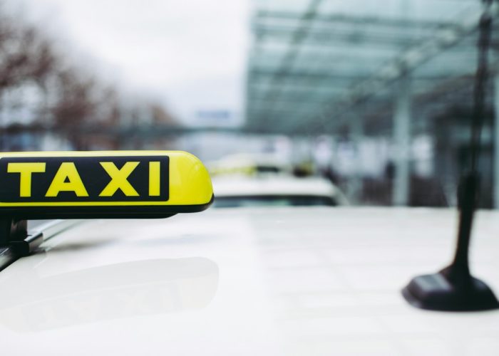 Πώς ένας οδηγός ταξί του Μονάχου βιώνει έναν τρομερό εφιάλτη;