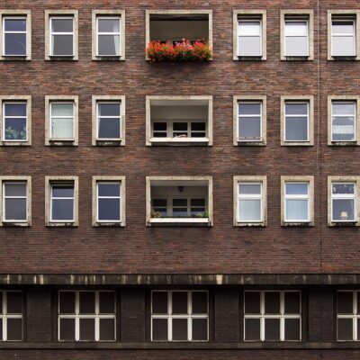 Γερμανικό σούπερ μάρκετ σκοπεύει να χτίσει πάνω από 600 οικονομικά διαμερίσματα