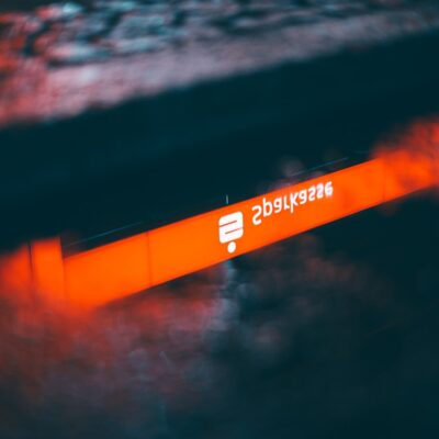 Σε ποια γερμανική τράπεζα οι πελάτες πληρώνουν τα πιο ακριβά τέλη λογαριασμού;